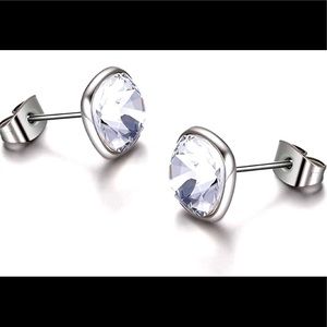 Titanium Earrings for sensitive ears. Cubic Zirconia Studs. Looks like diamonds